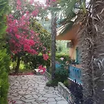 Poseidon Aparthotel 3*