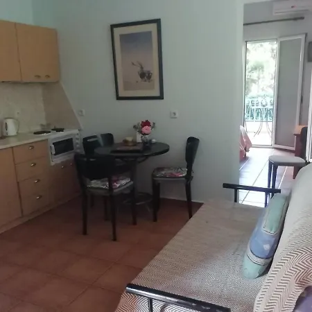 Poseidon מלון דירות אגיוס גורדיוס