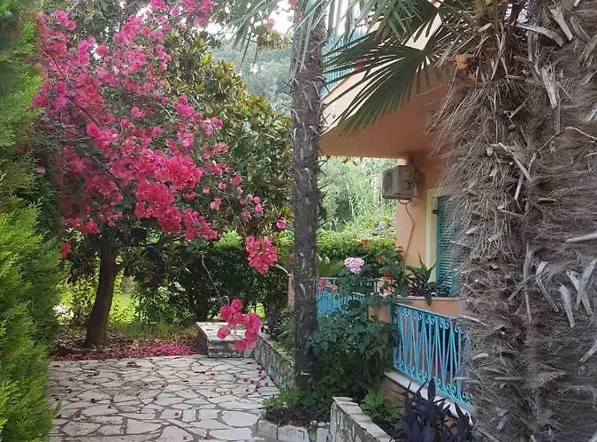 Poseidon 아파트호텔 5*