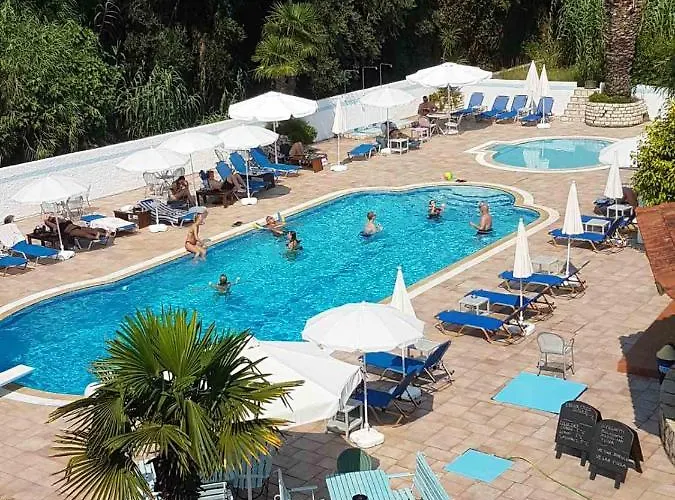 Poseidon 아파트호텔 5*