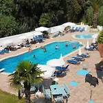 Poseidon Aparthotel 3*